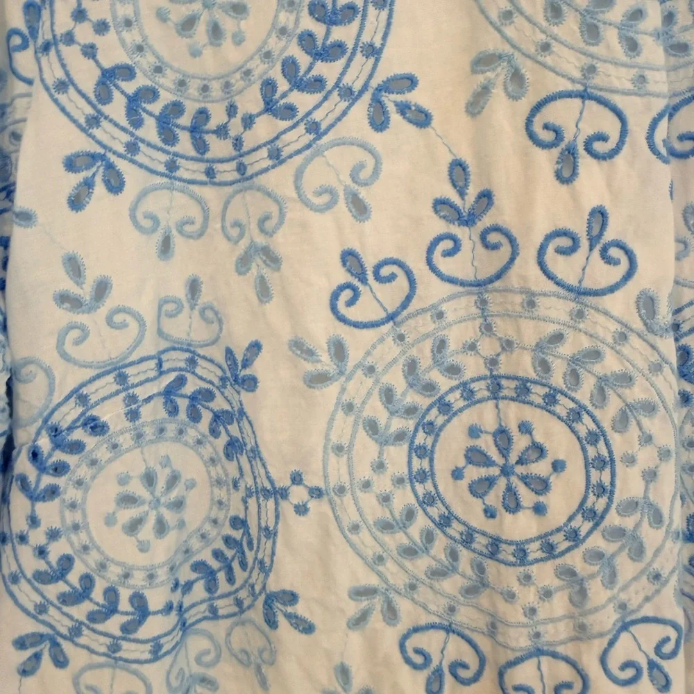 Lilly Pulitzer beautiful sleeves