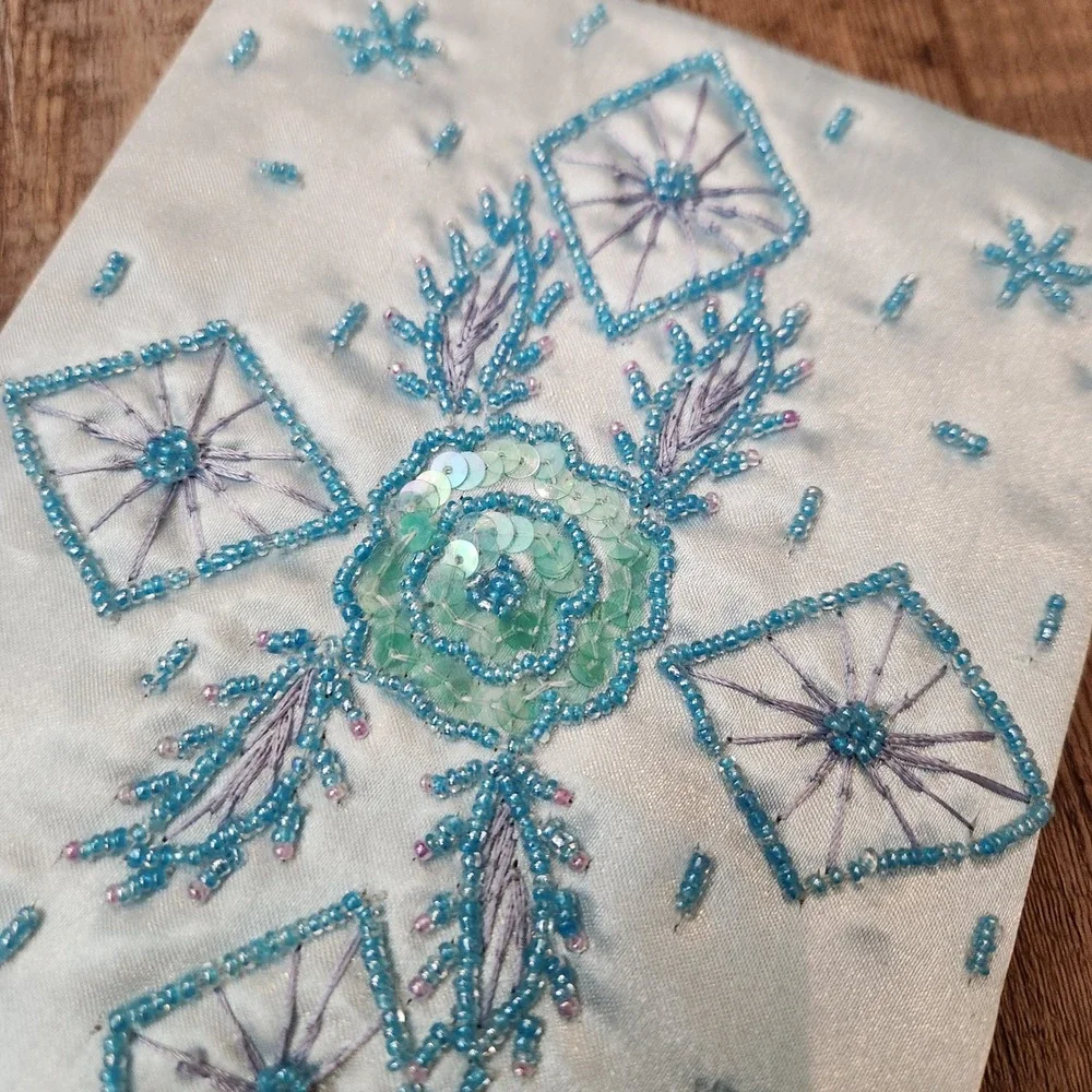 N/A gift surface inspired