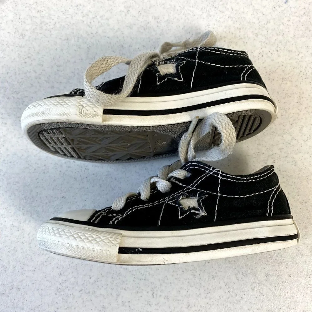 Converse wear front sneakers