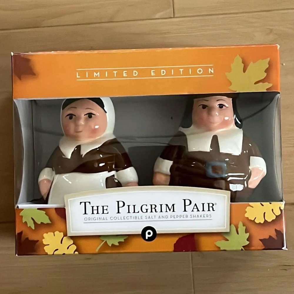 PUBLIX PILGRIM PAIR ENCORE EDITION SALT &PEPPER SHAKER CERAMIC ORIGINAL BOX