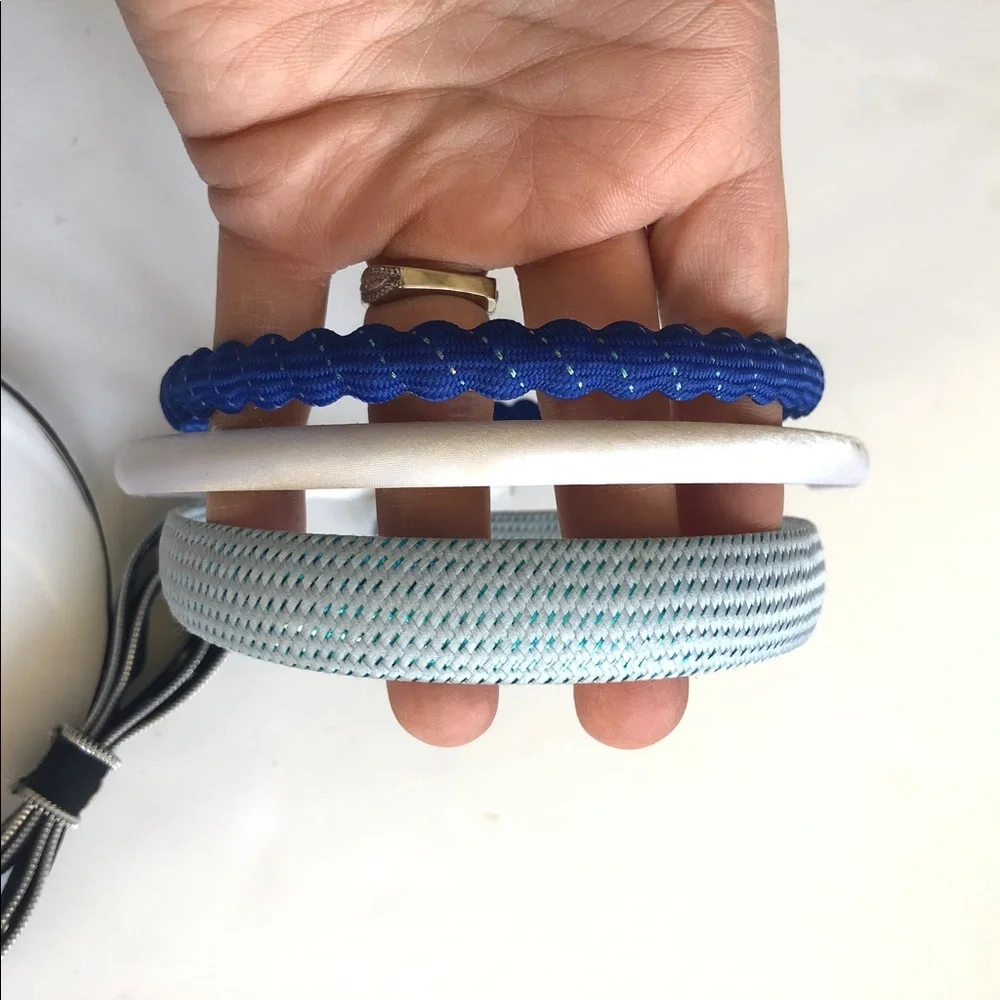 N/A blue white