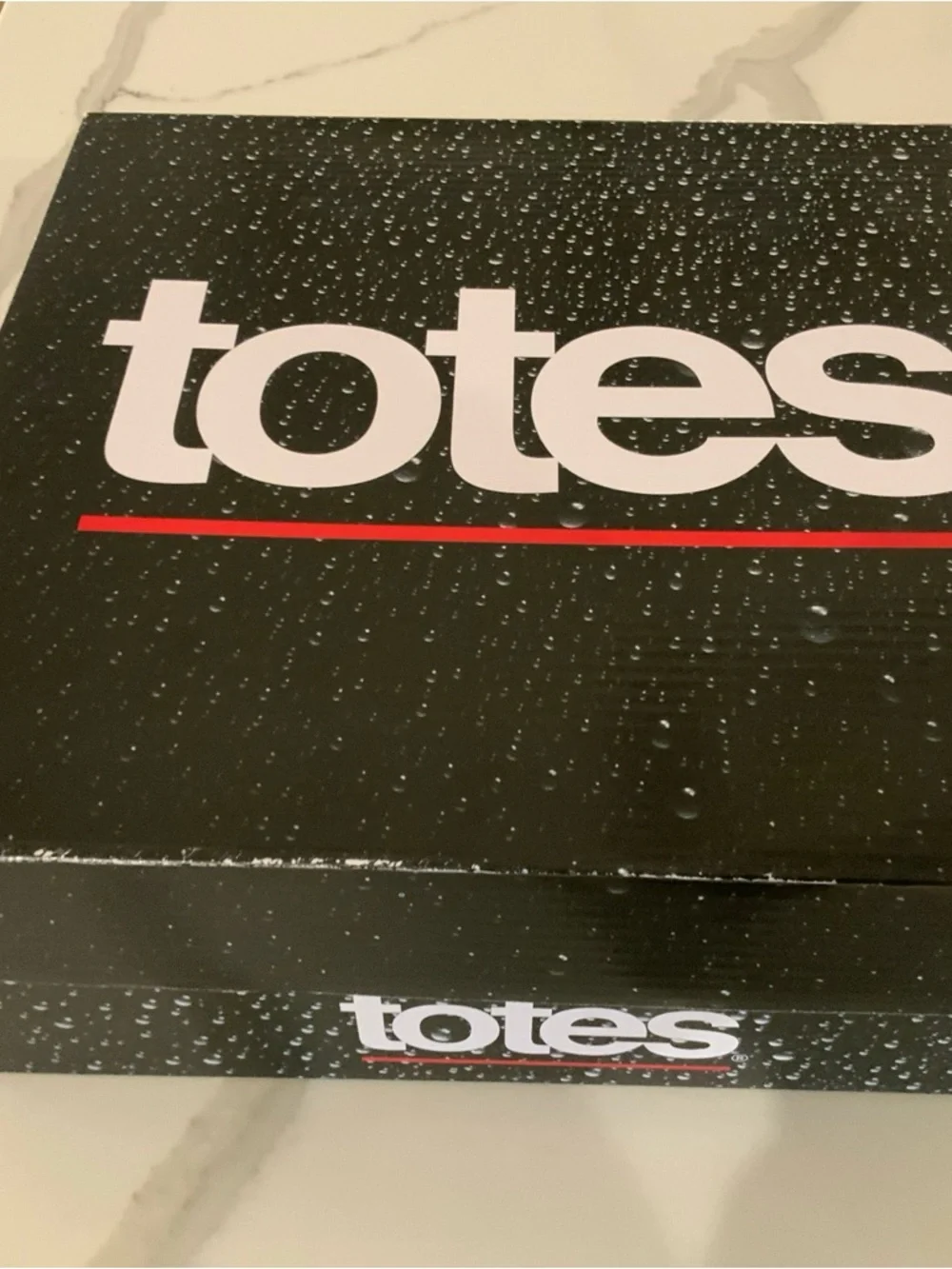 totes black winter