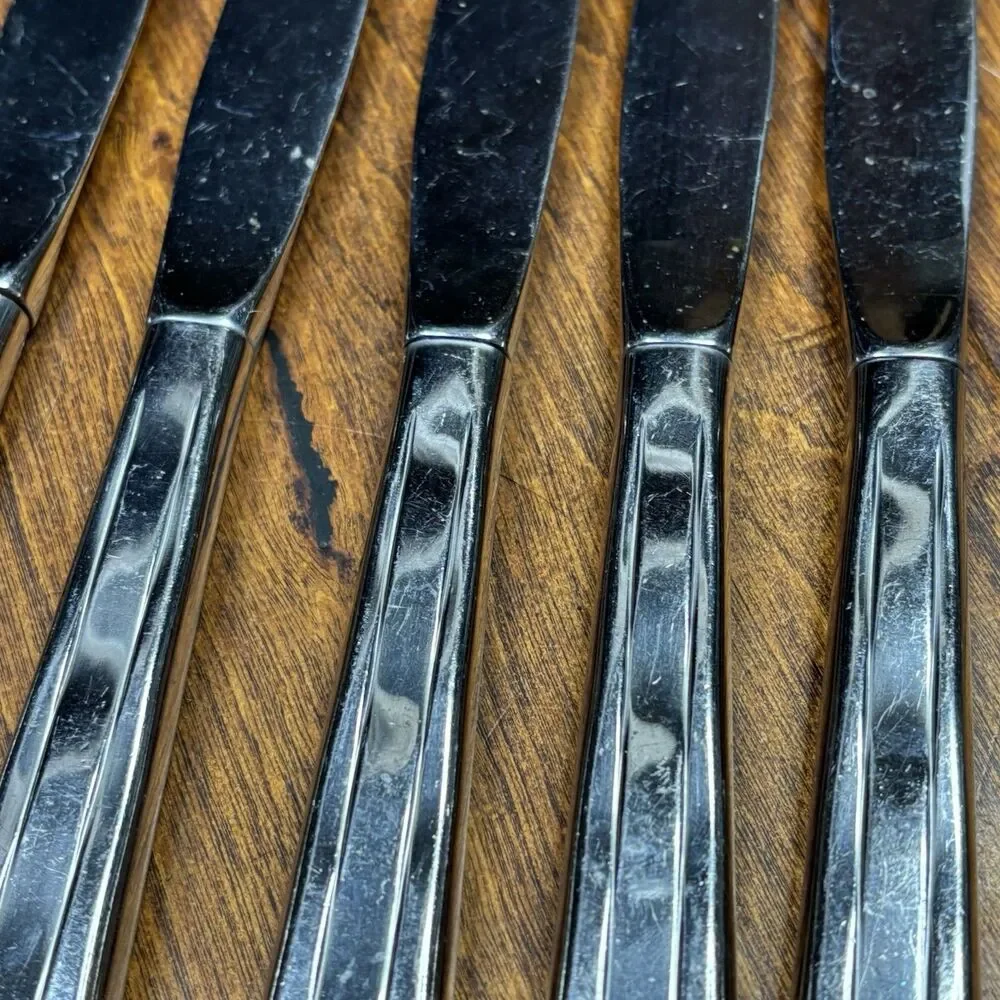 ONEIDA dinner knives camden