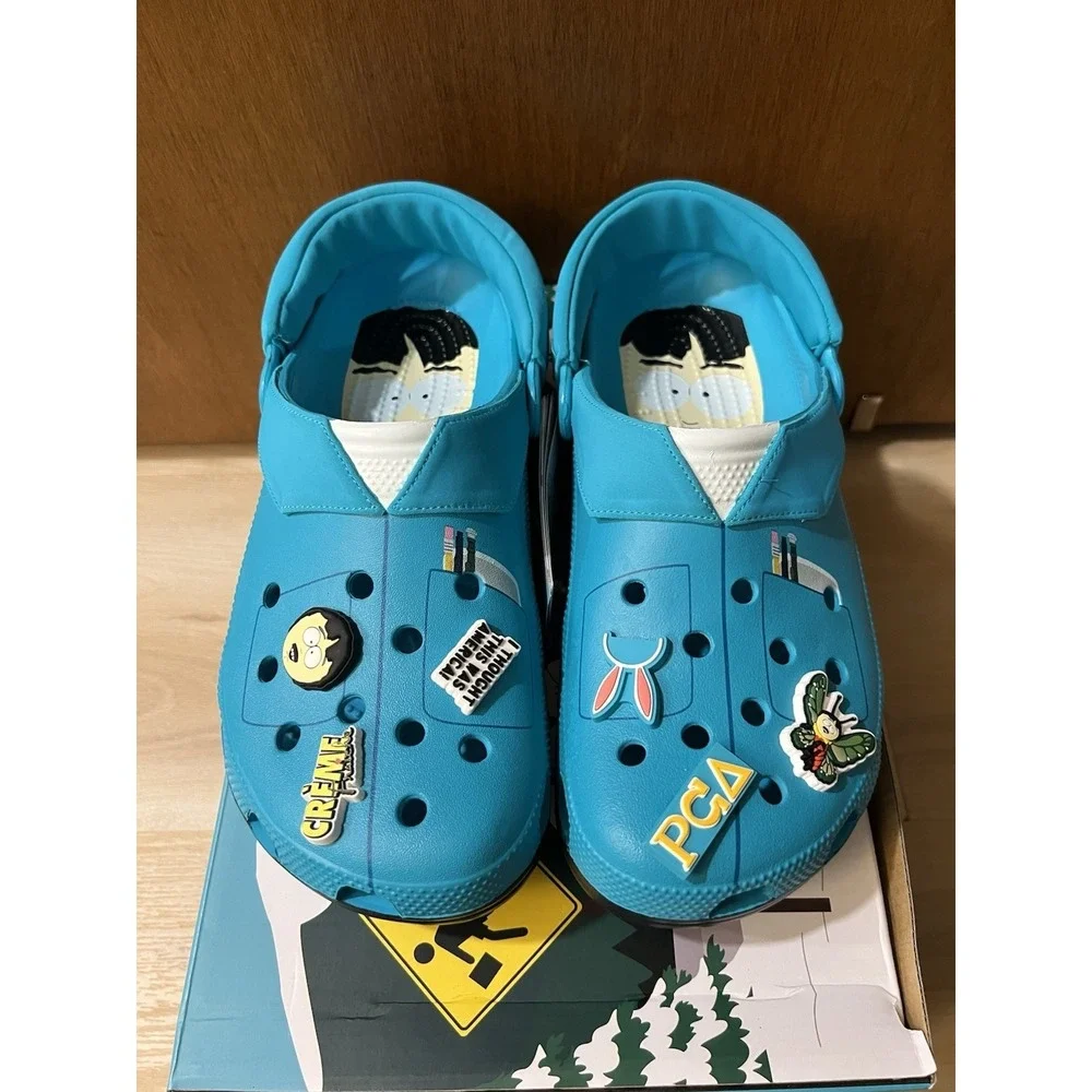 CROCS classic shoe