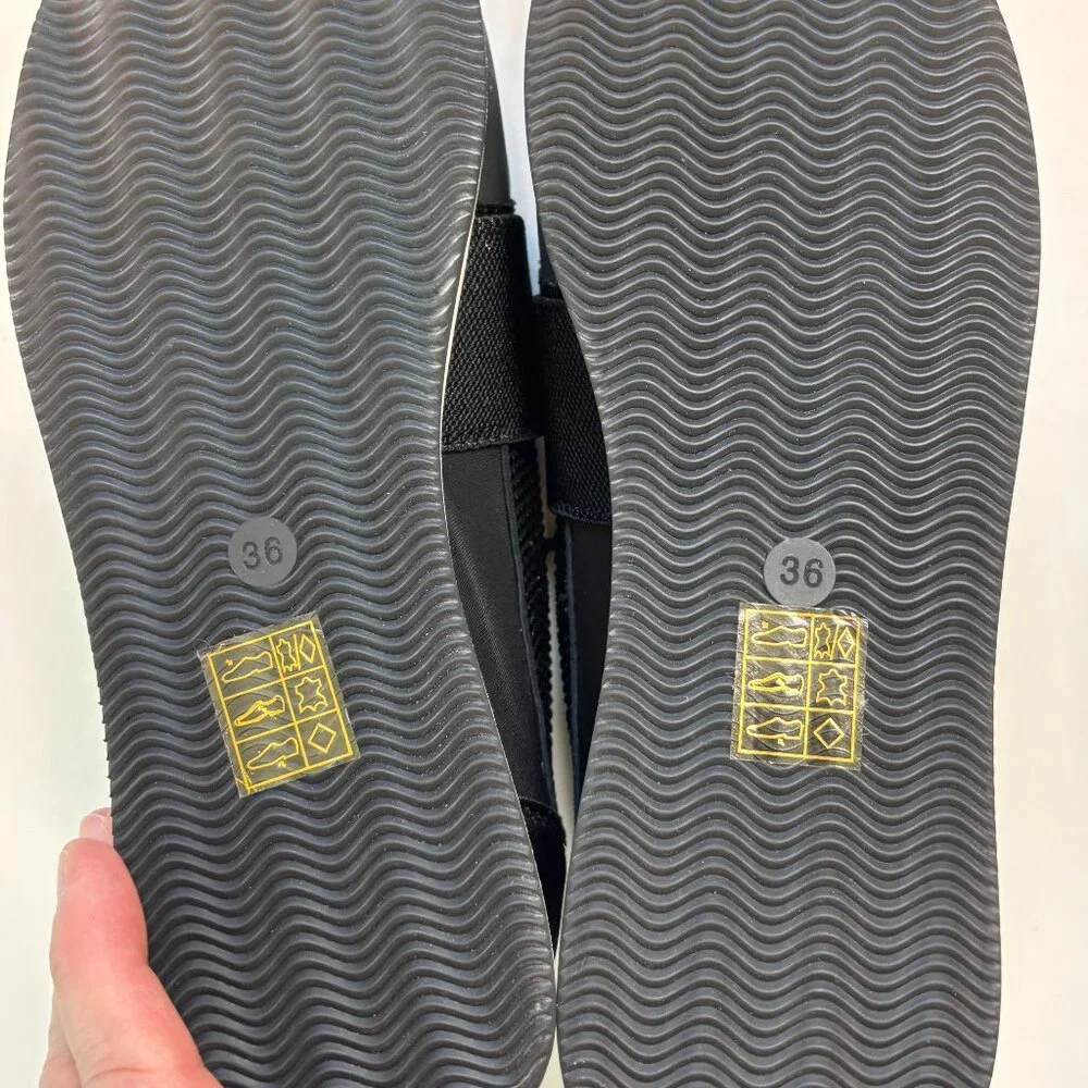 Lola Cruz elevated traction subtle