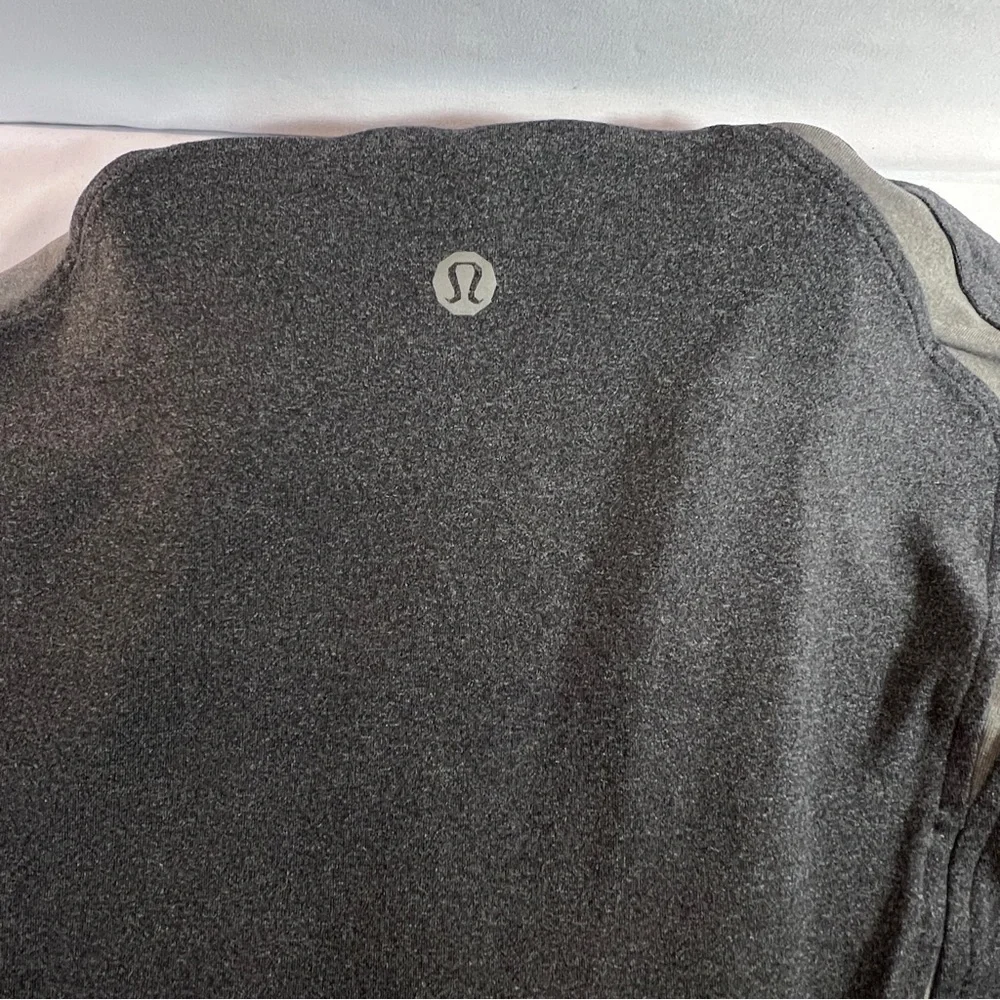 lululemon athletica no closet