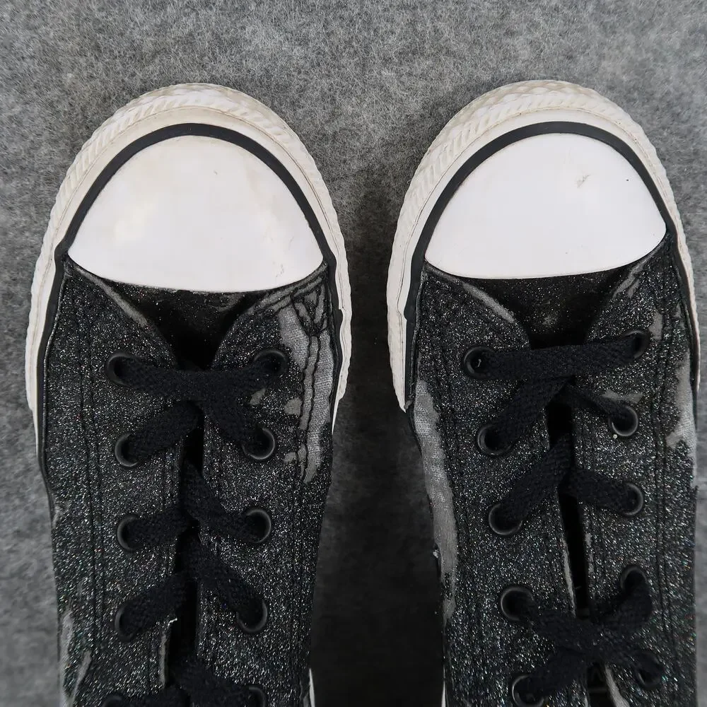 Converse wear listed star