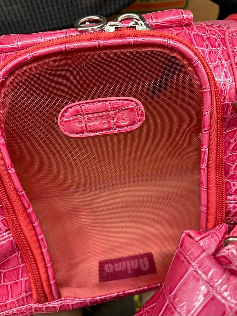 Anima bag eye carrier