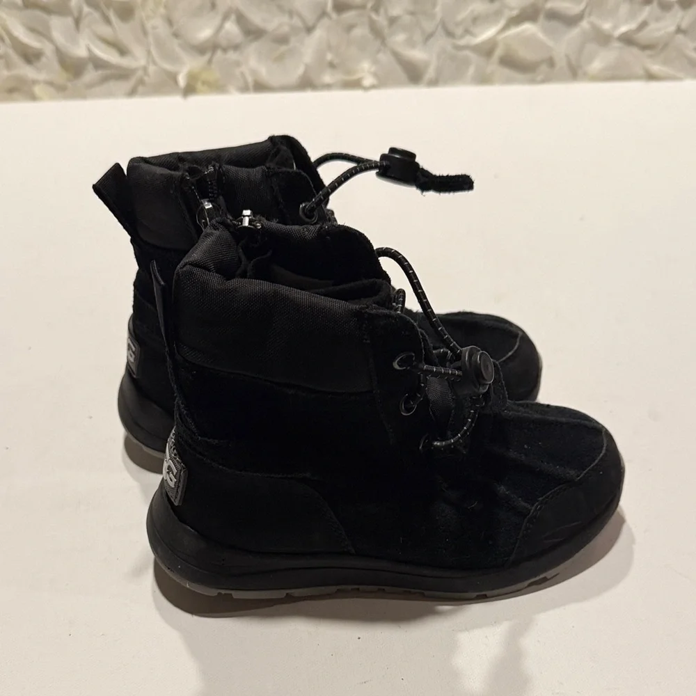 UGG kids boots