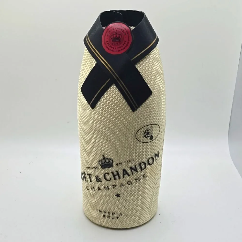 Moet & Chandon | Insulated Champagne Sleeve