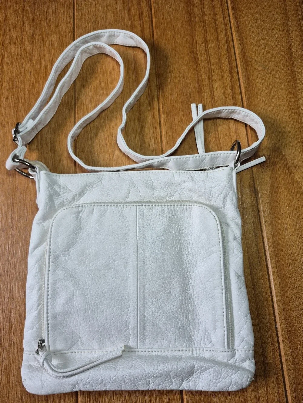 Bueno excellent crossbody