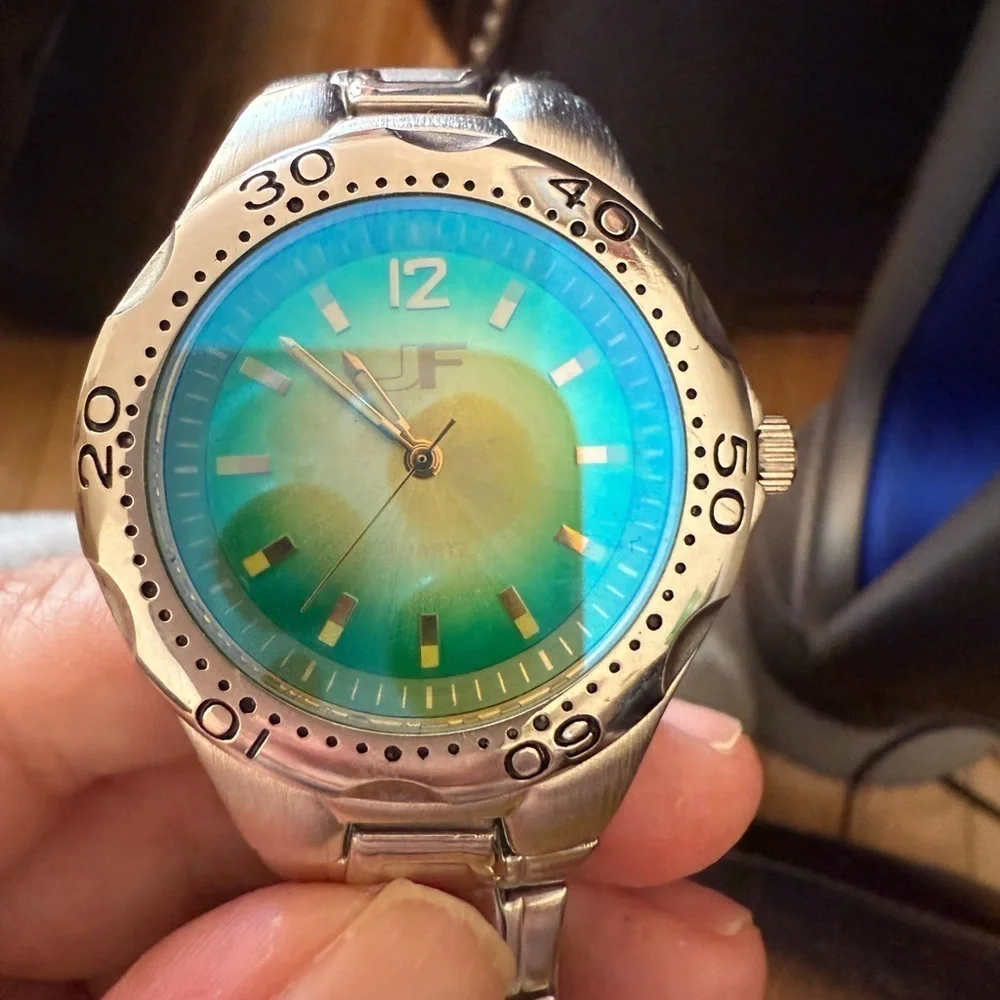 JF quartz watch
