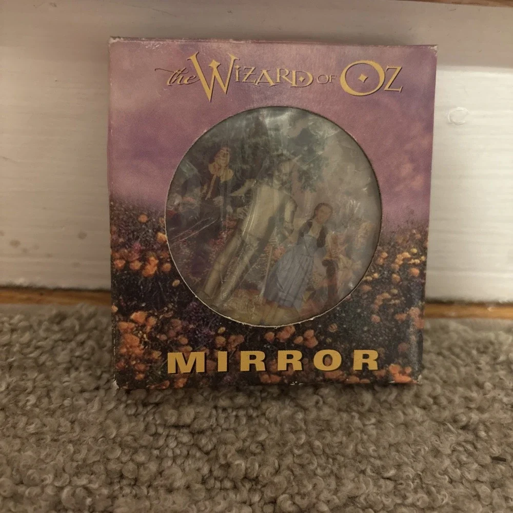 1998 Wizard Of Oz Characters Warner Bros 3 Inch‎ Compact Mirror In Box