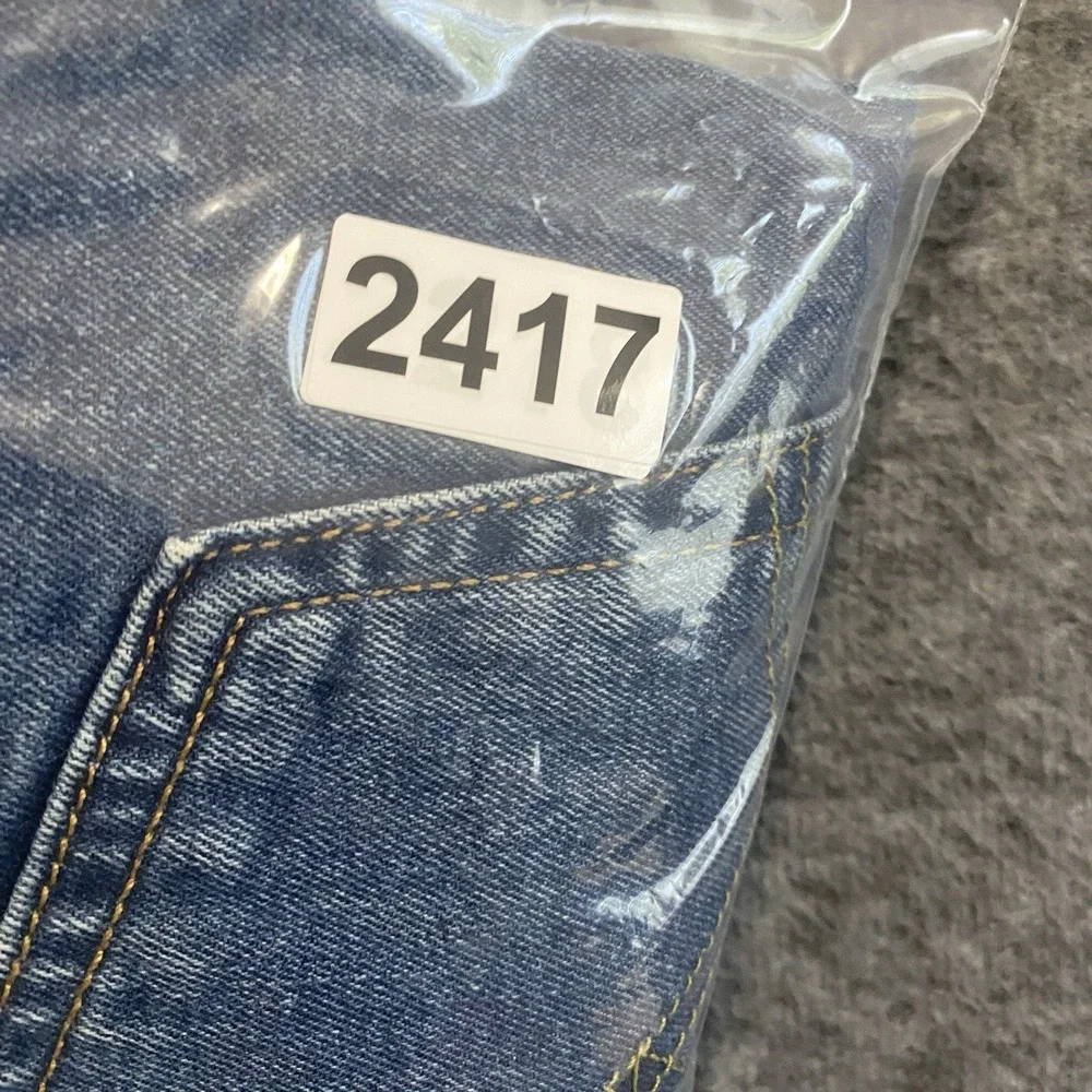 Levis owned color