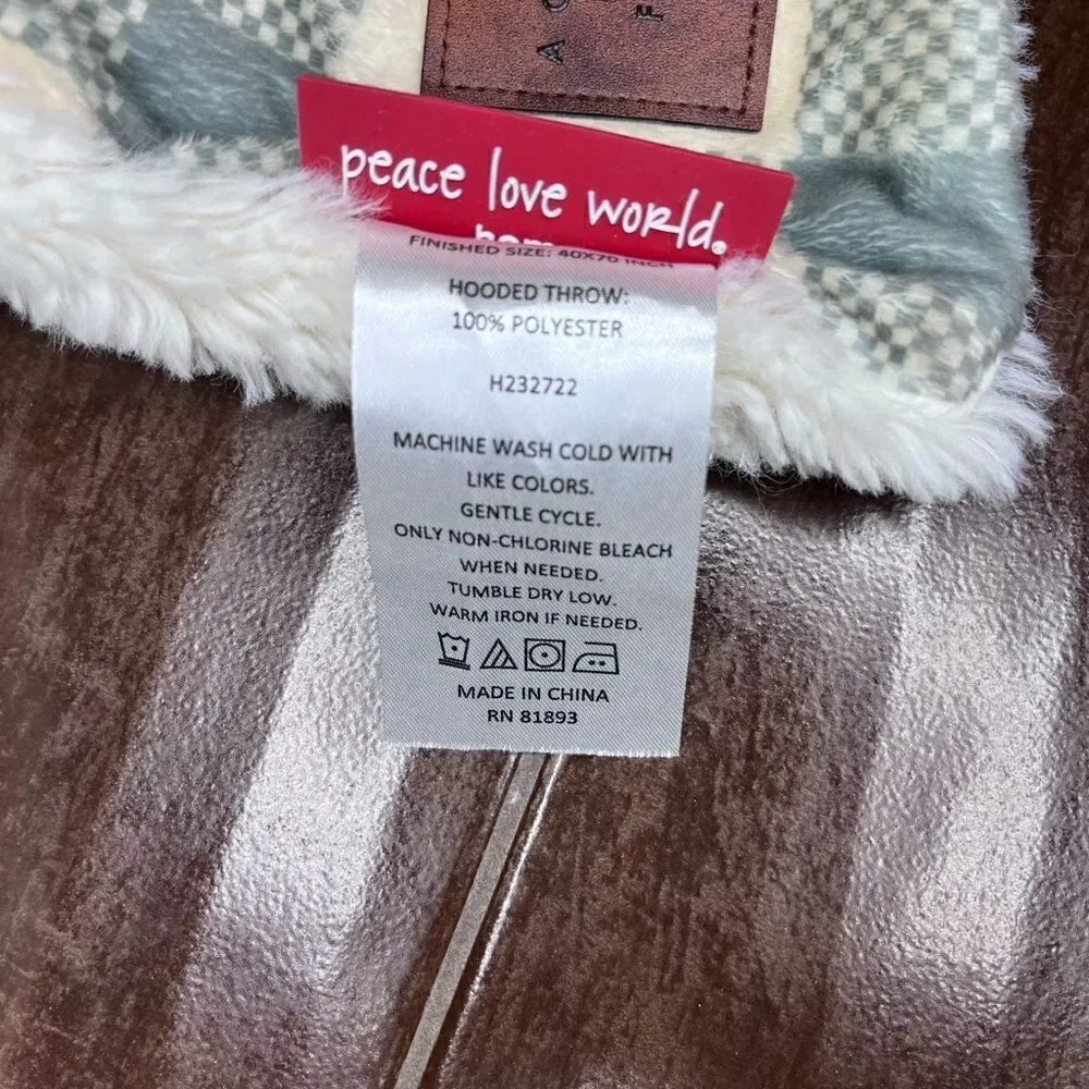 Peace Love World cozy 40