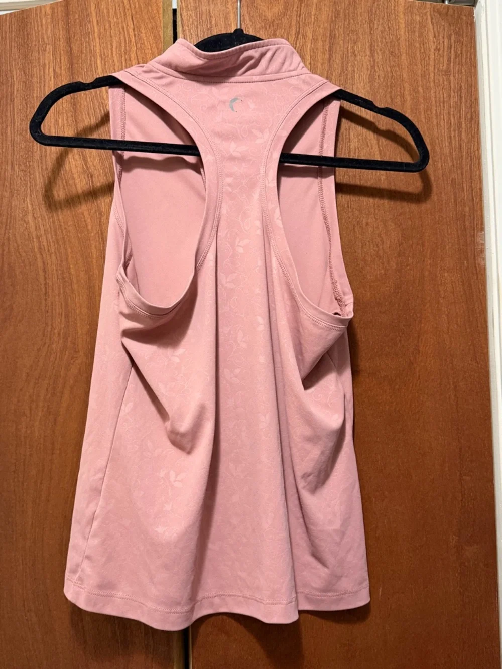 ZYIA perfect wicking collar