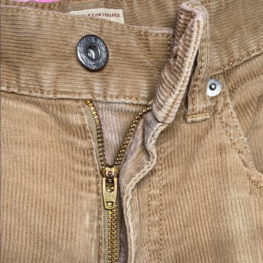 J. Crew crew” design focus