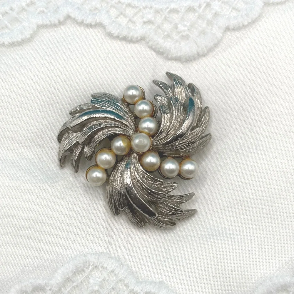 N/A swirling elegance