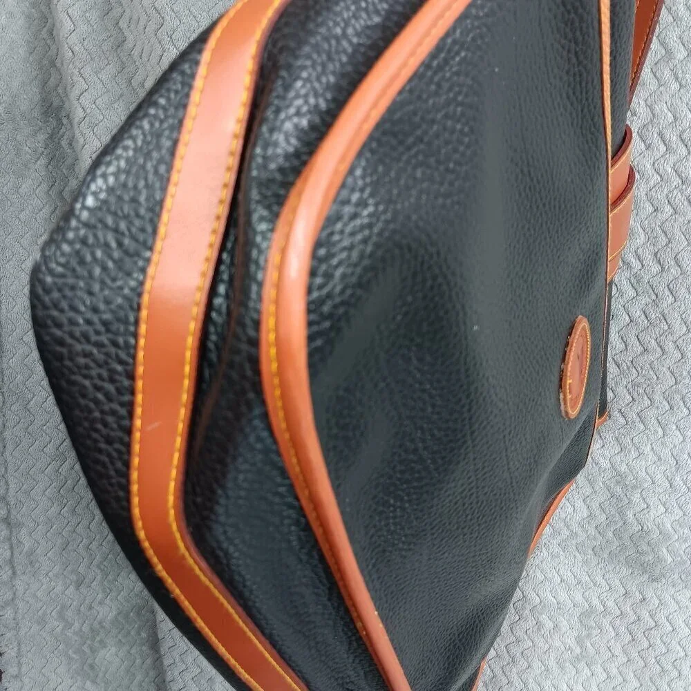 Dooney & Bourke height strap