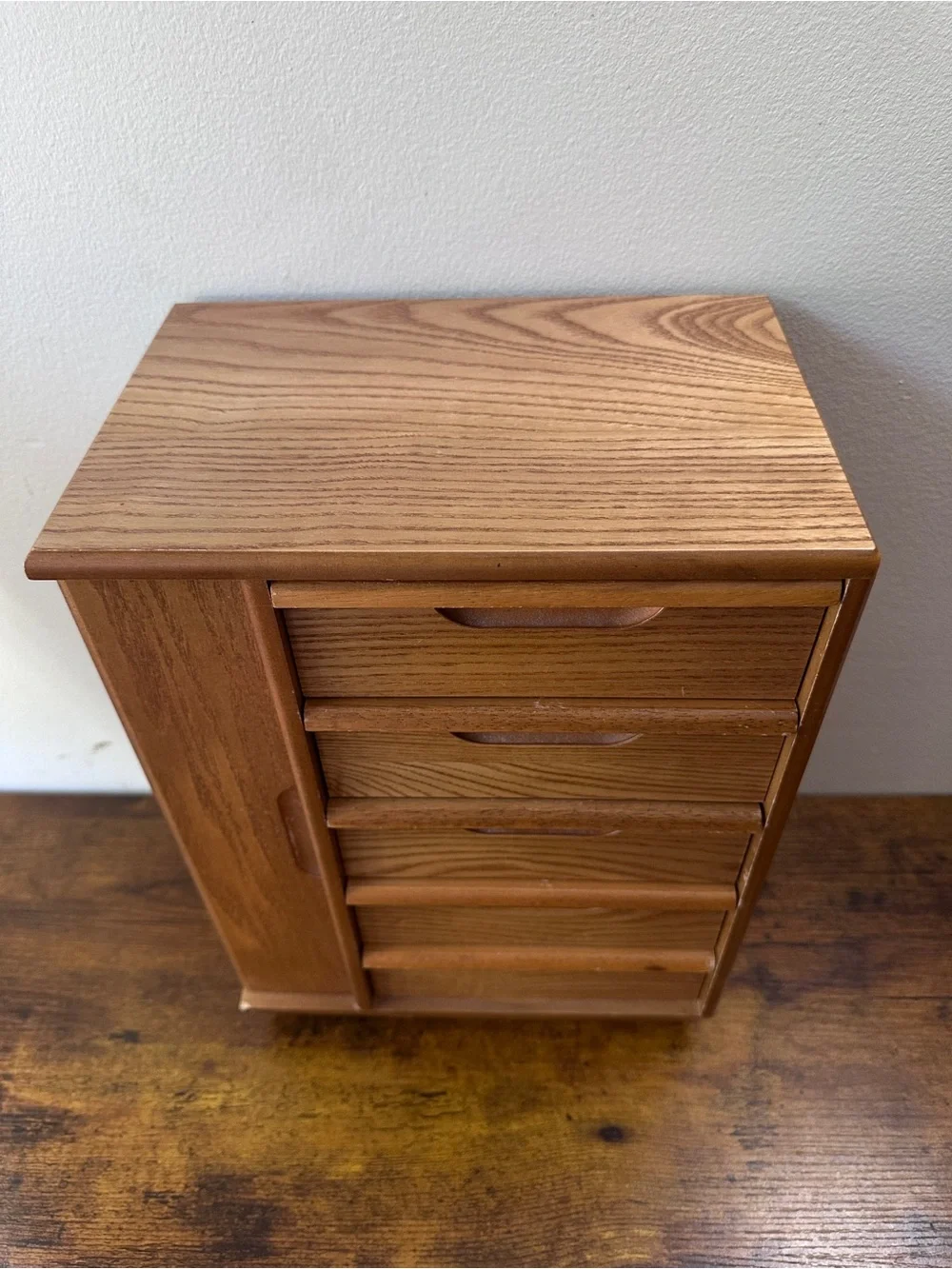 N/A compact wooden