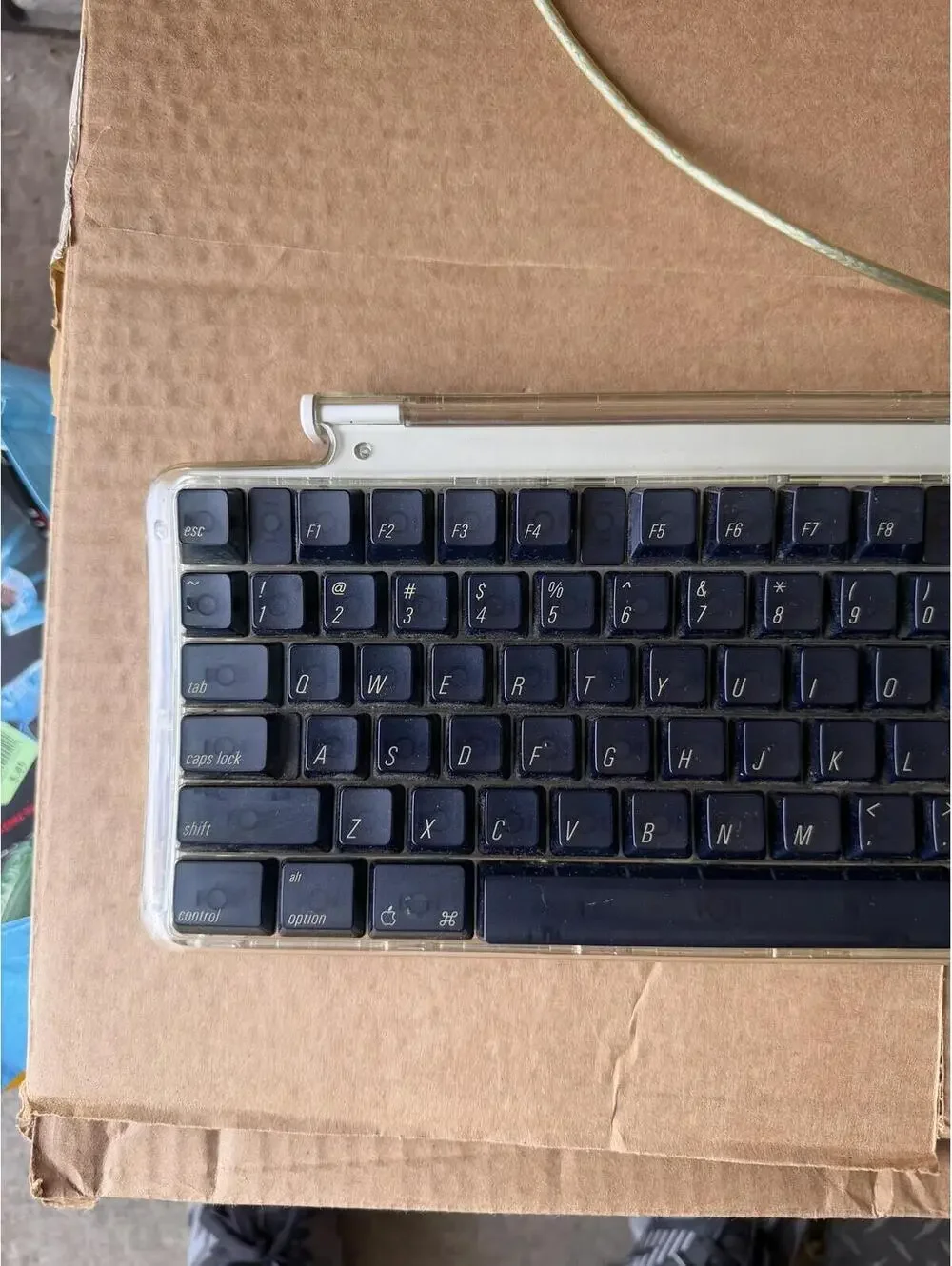 Apple f1 keycaps