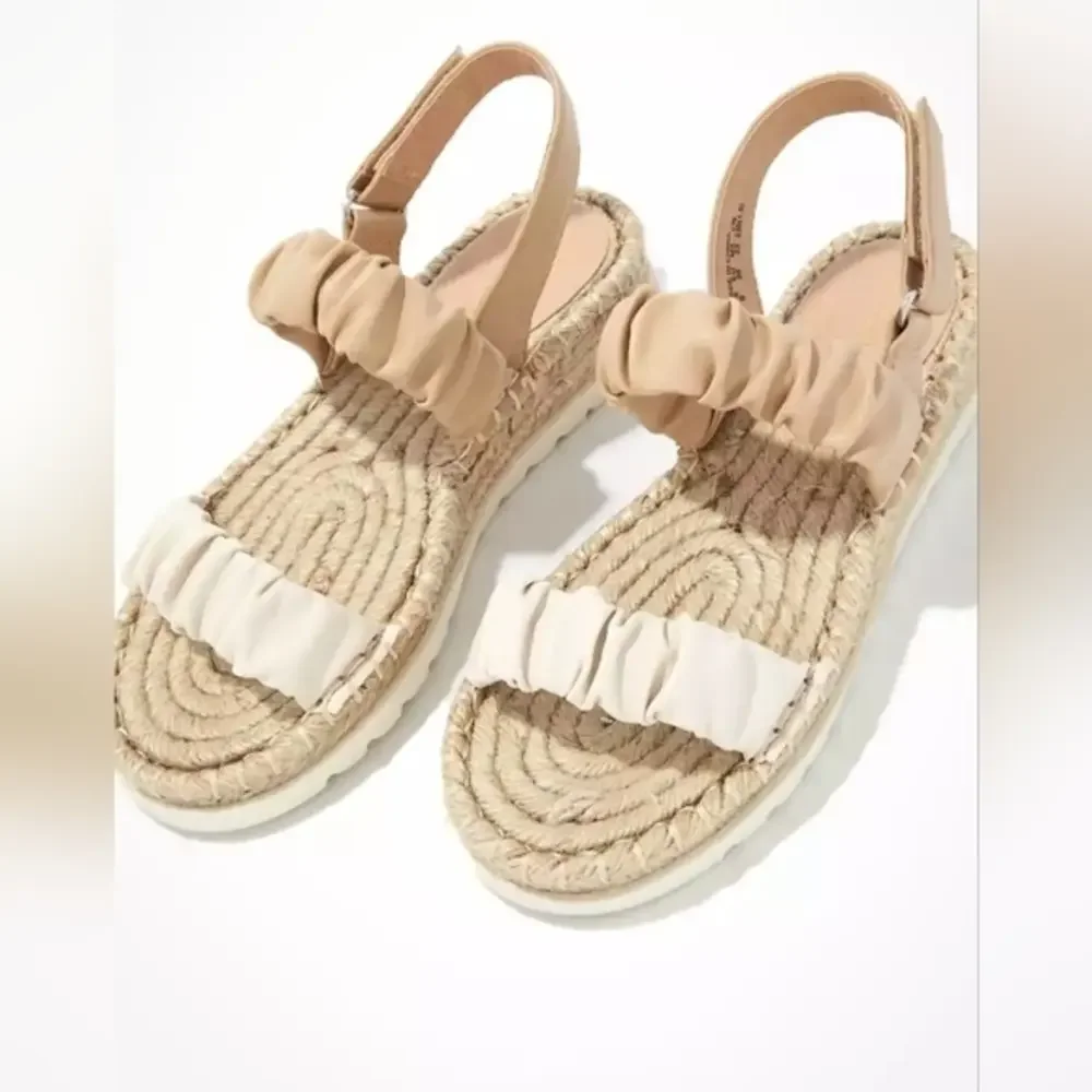 American Eagle Espadrille‎ Wedge