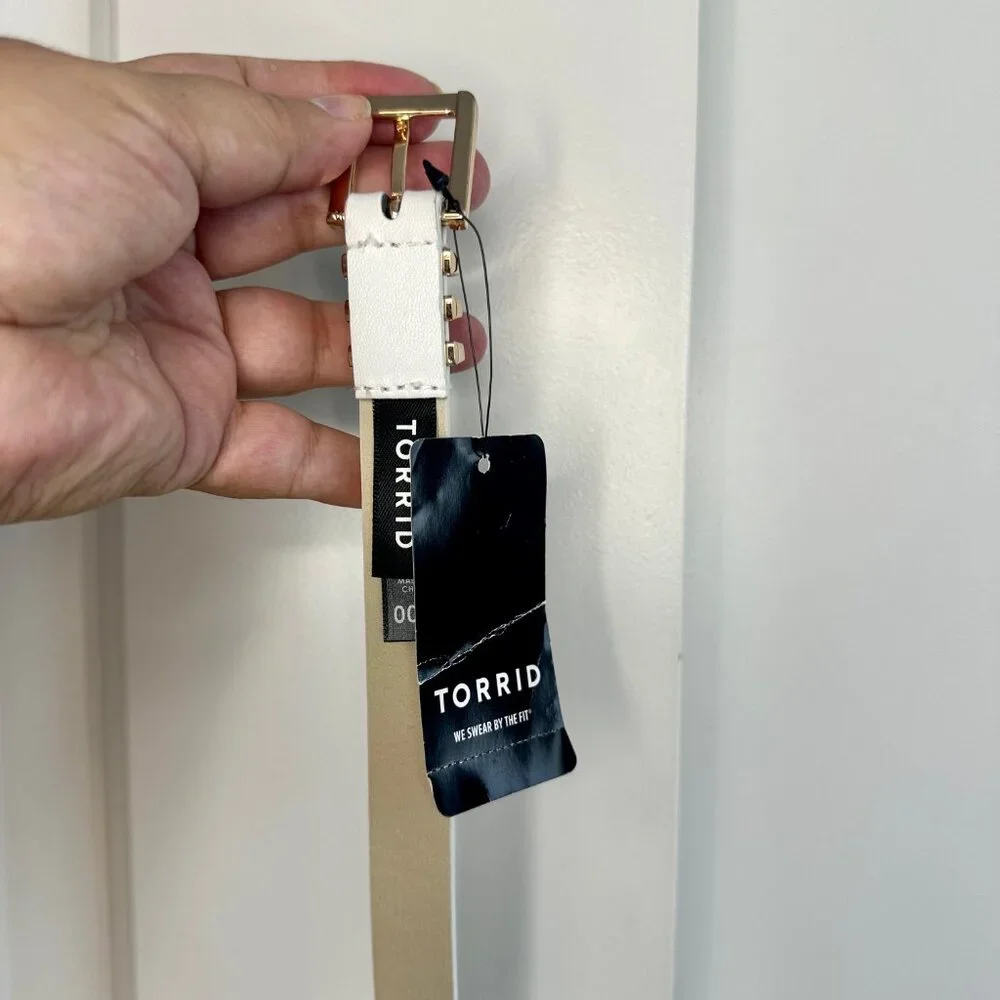 torrid white belt
