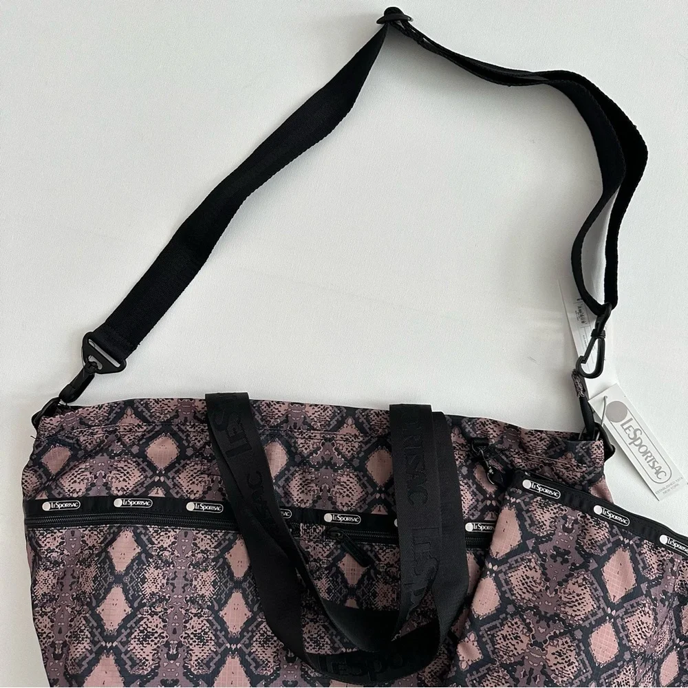 Lesportsac carlin diaper