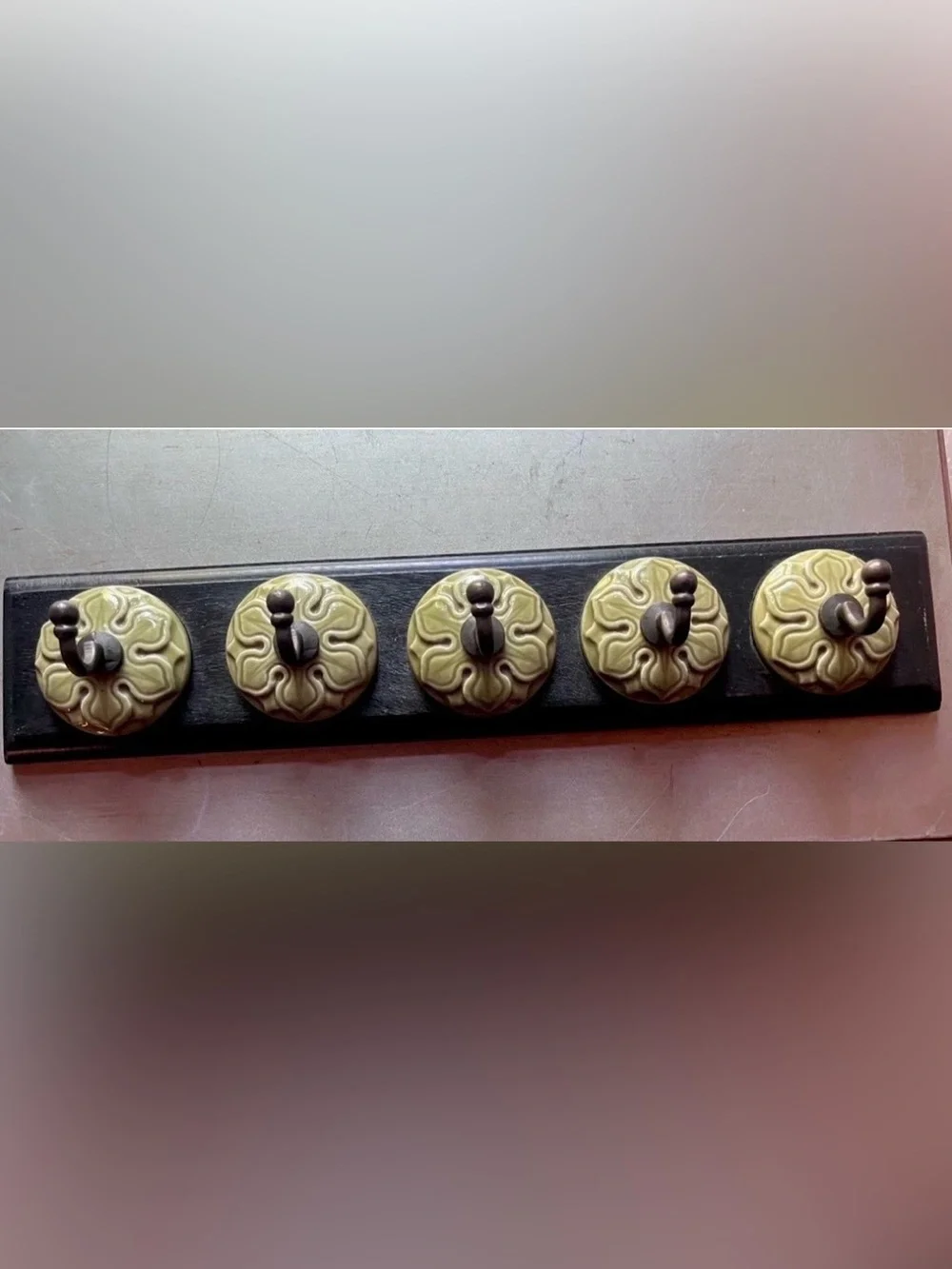 Echo Point Collection Ceramic Floral Wall Hook Rack 5 Hooks 17.5 Inch India