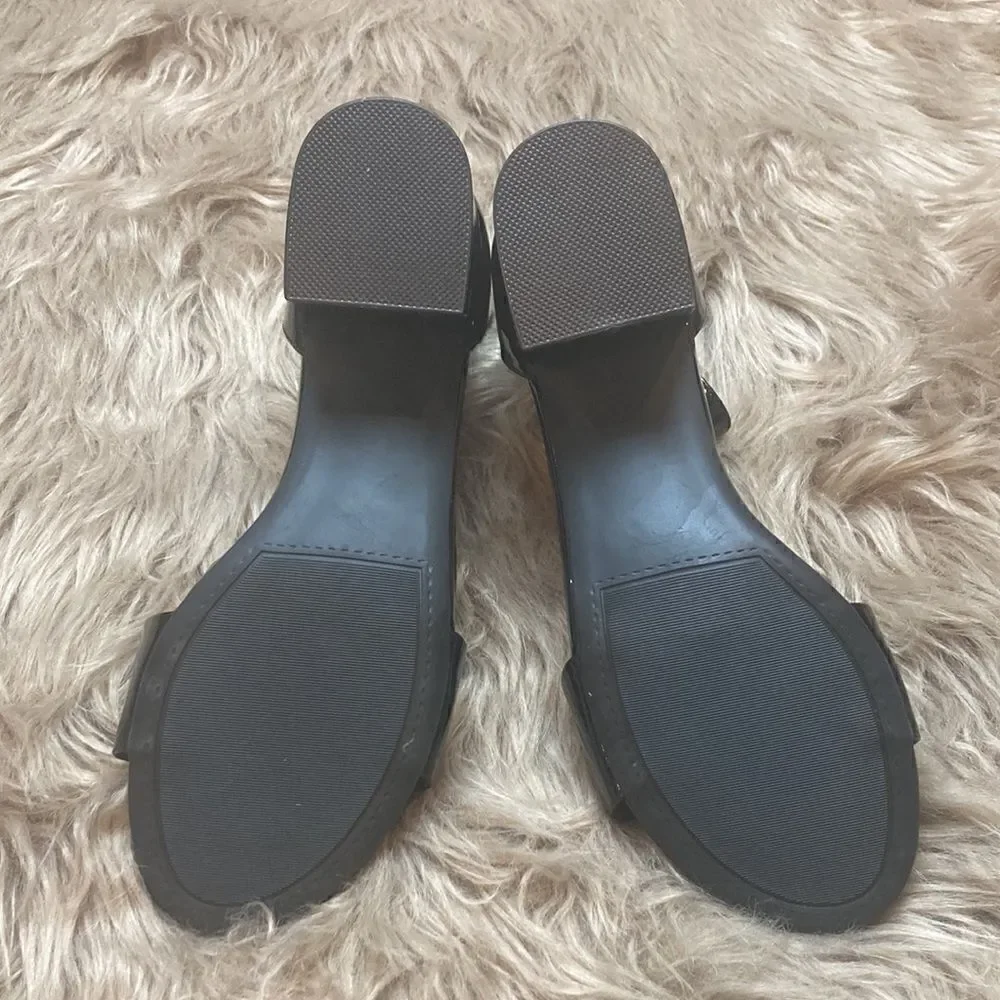 London Fog size 5m