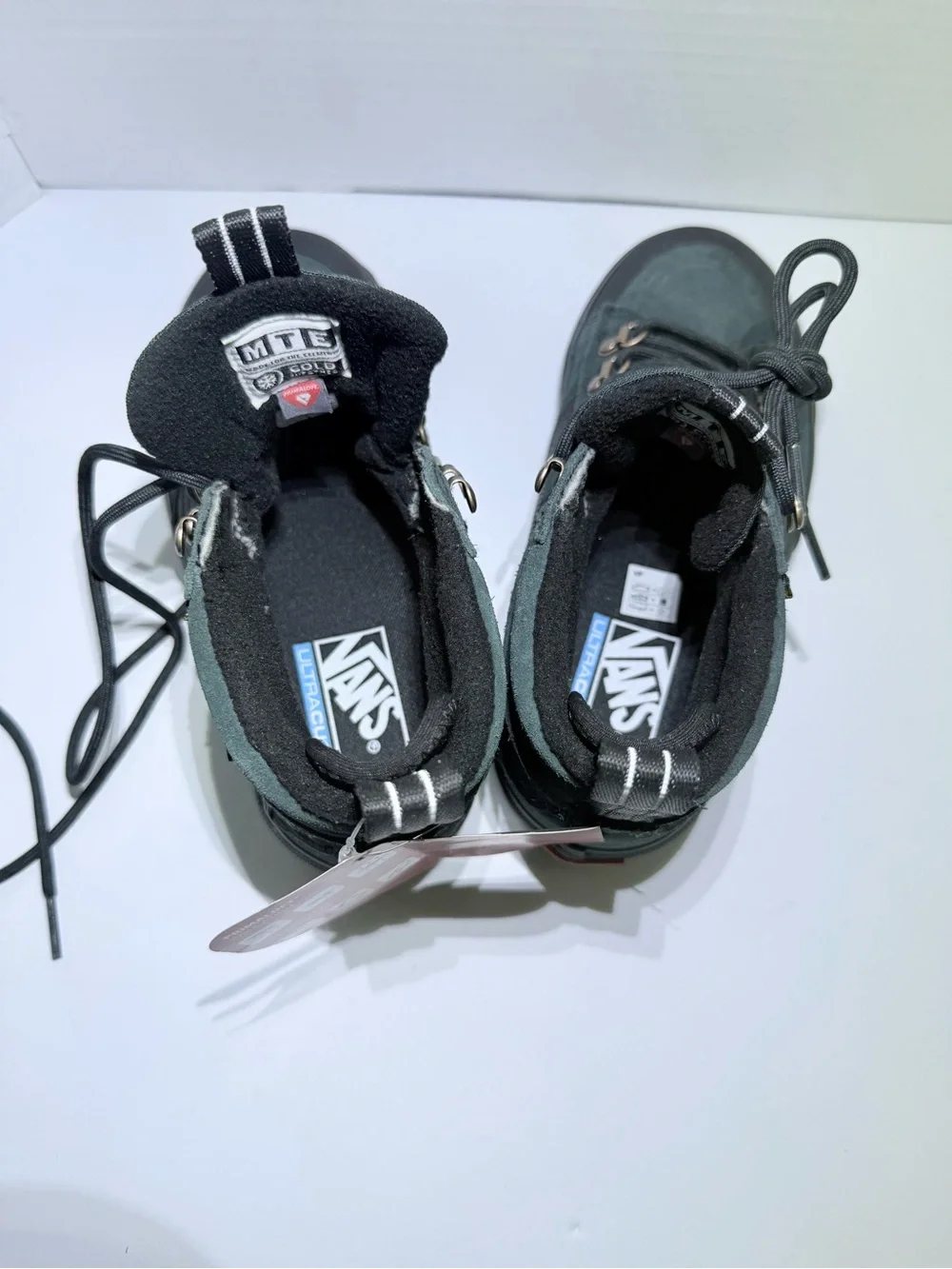 Vans lining system