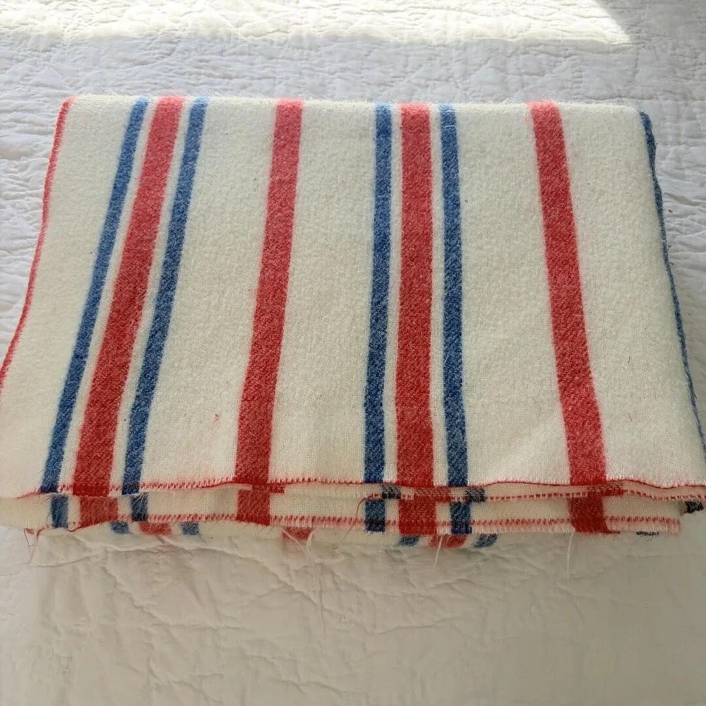 N/A preowned frayed