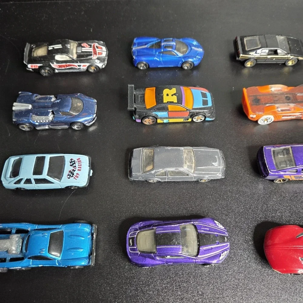 Hot Wheels lot 12