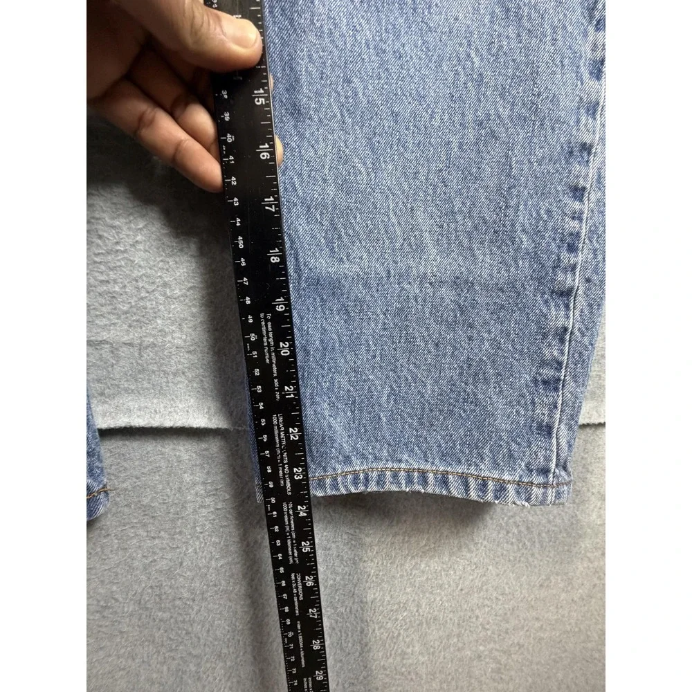 Levis title levis