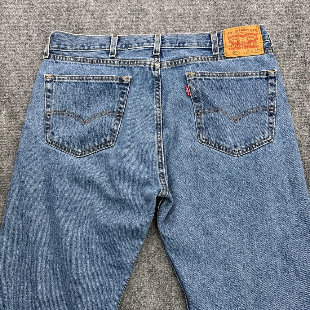 Levis normal business