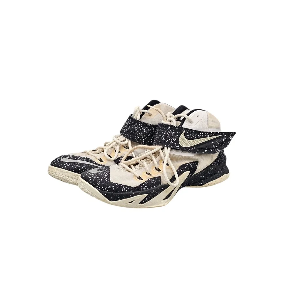 Nike closure scheme