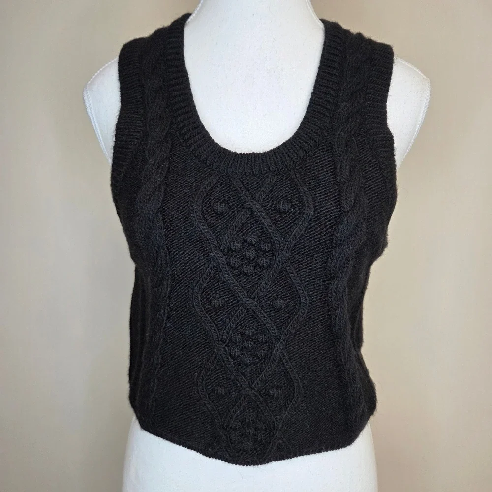 Anthropologie Black Cable Knit Sweater Vest Scoop Neck XXSP‎ Petite Cropped Knit