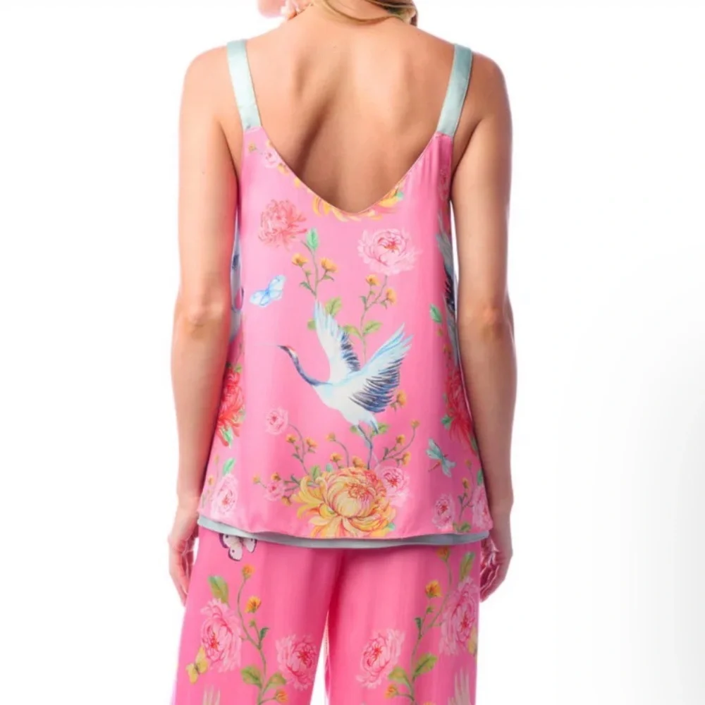 Aratta floral crane