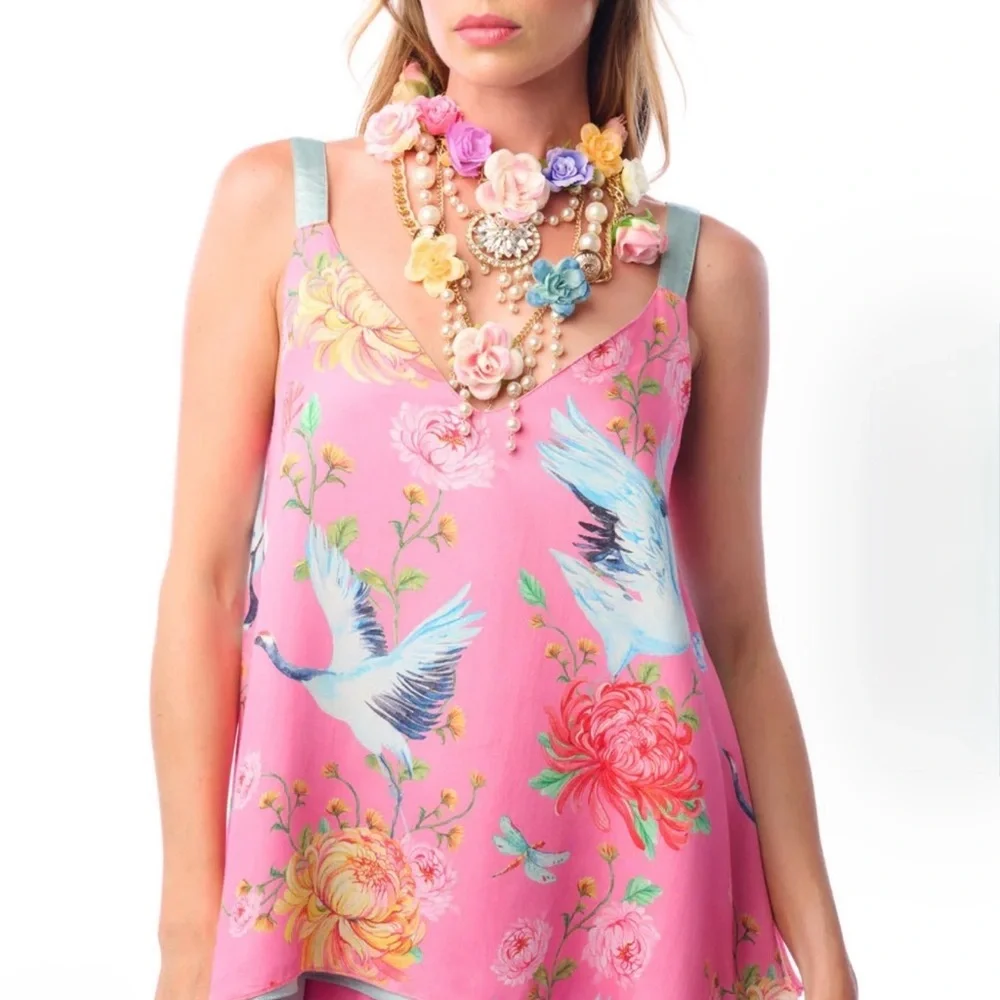Aratta floral crane