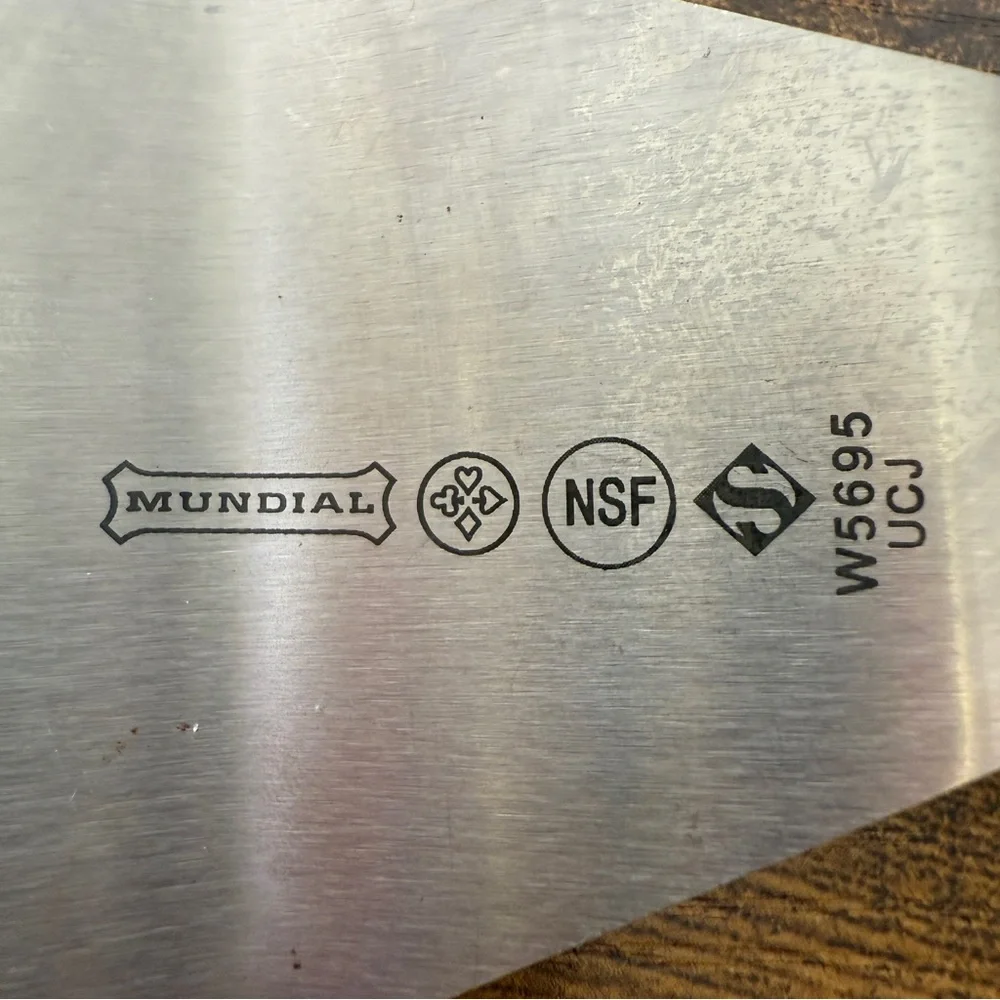 Mundial pie spatula nsf