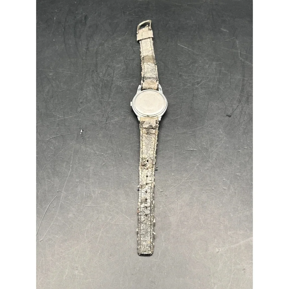 Disney mouse wristwatch type