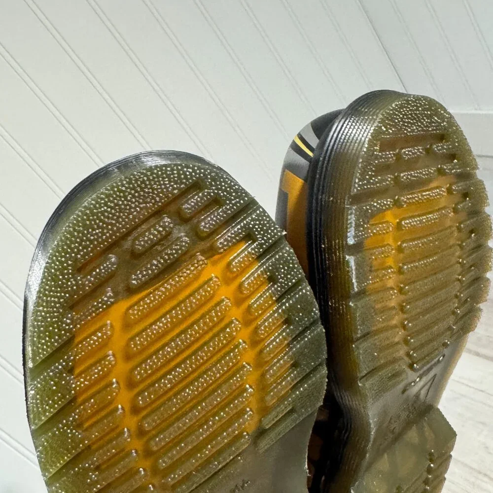Dr. Martens new never