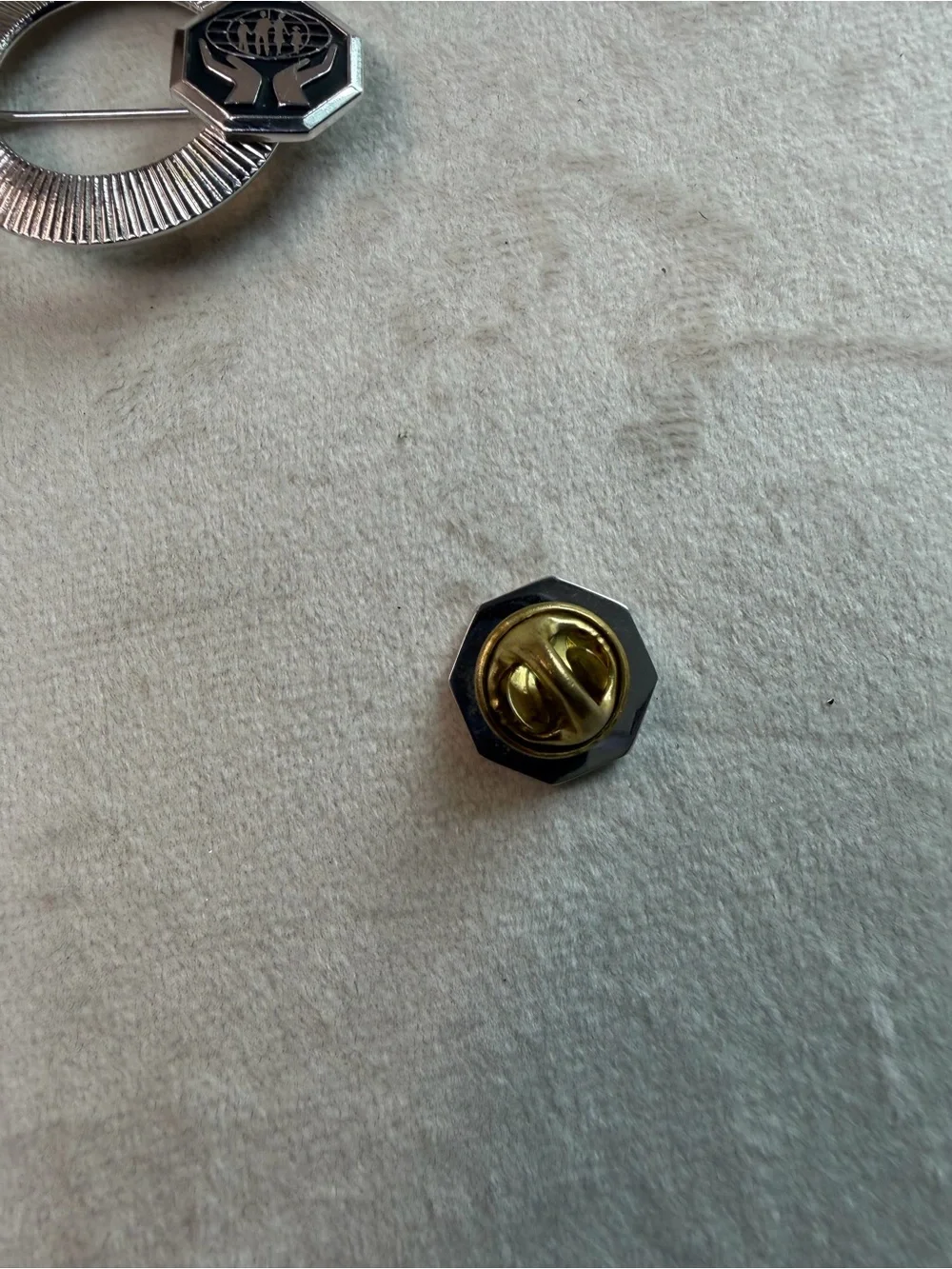 unknown look lapel