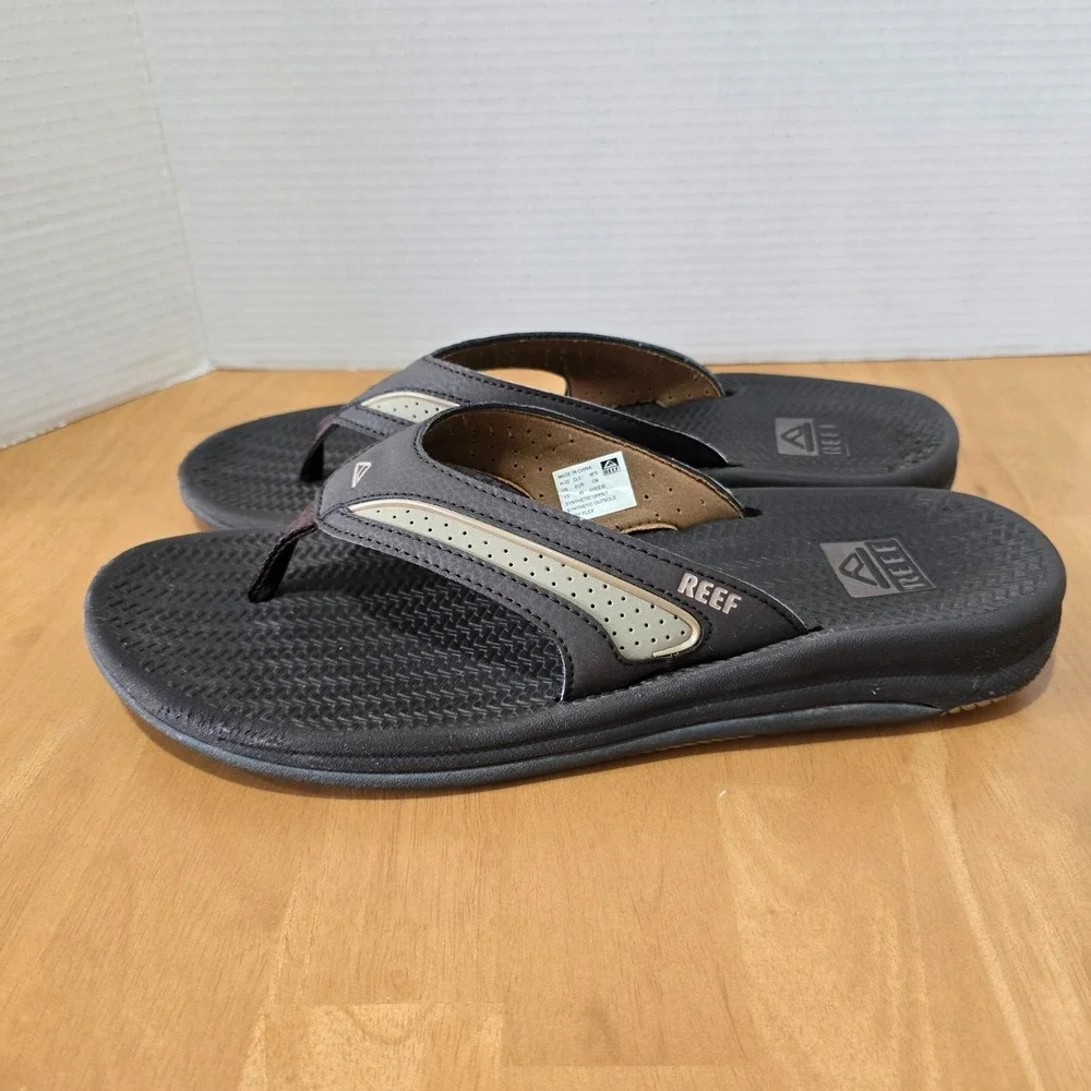 Reef outsole synthetic worn