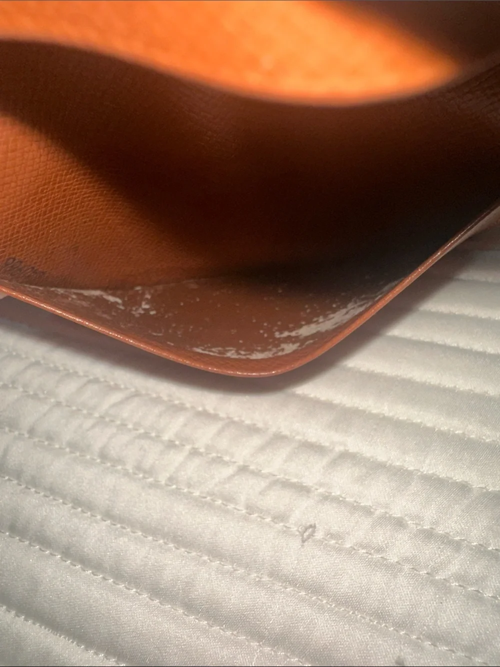 Louis Vuitton compact louis
