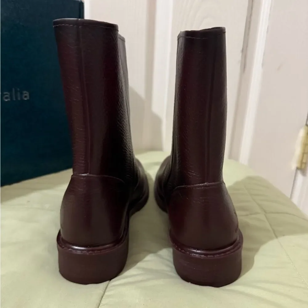 EMU Australia mid pvc