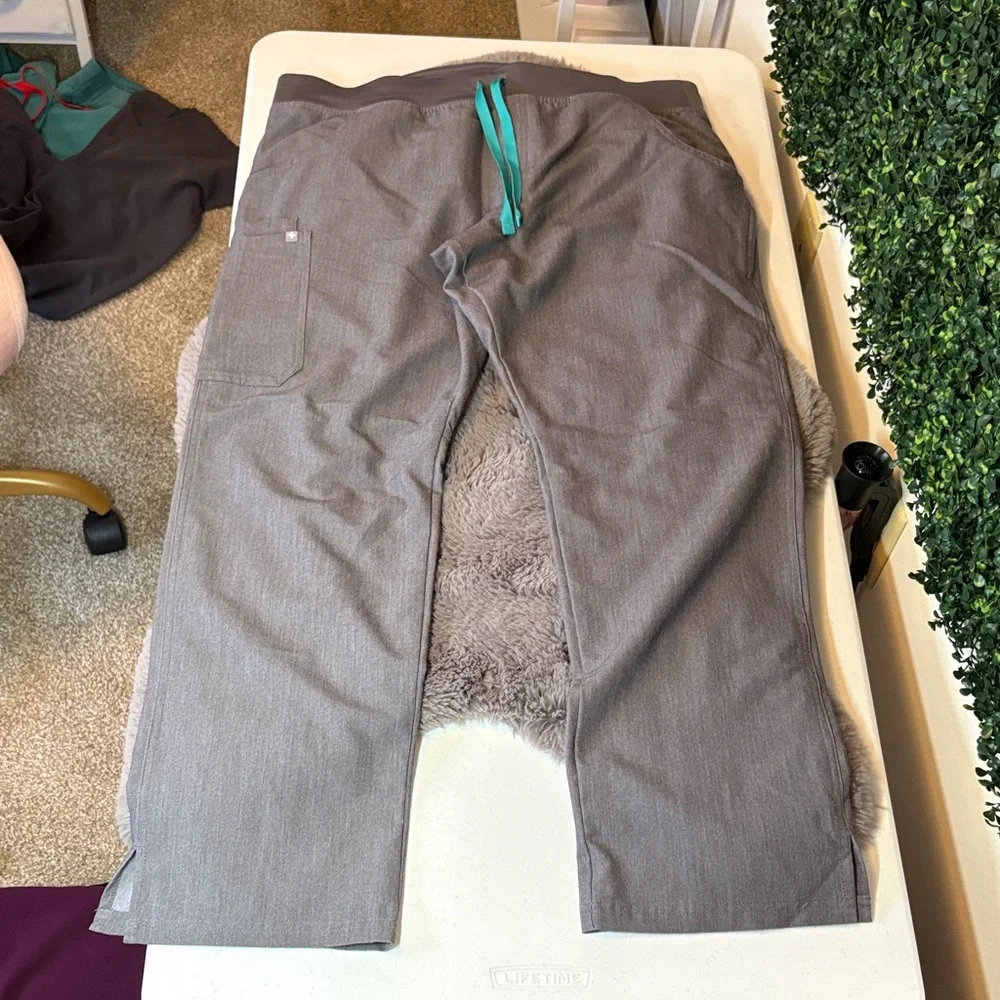 Figs comfortable men’s