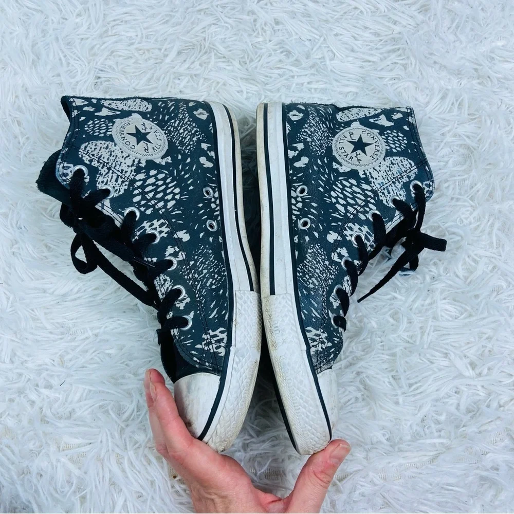 Converse up lace