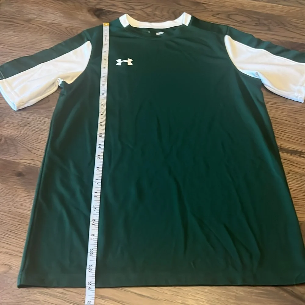 Under Armour dk may vary