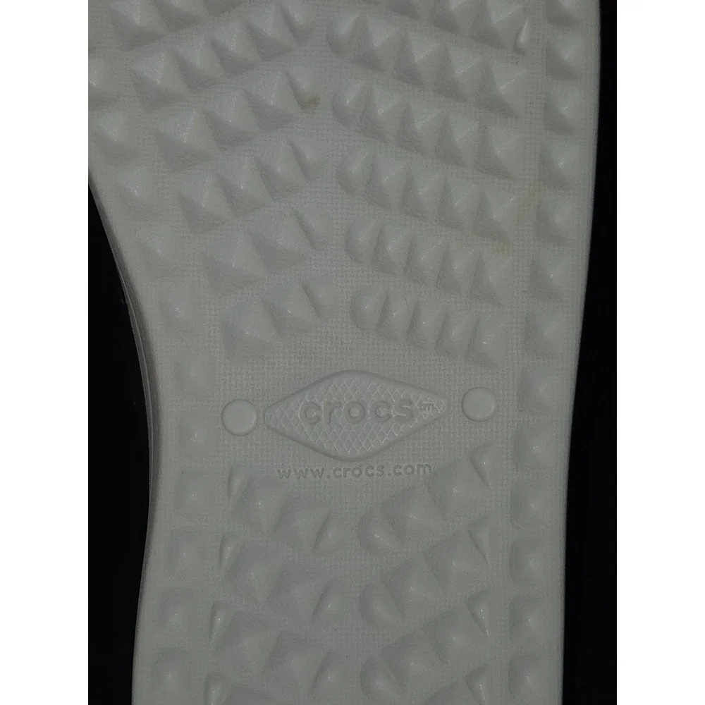 CROCS flair feet